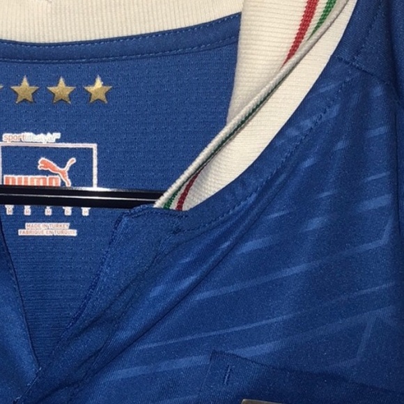 Italy Soccer Jersey - Picture 3 of 5